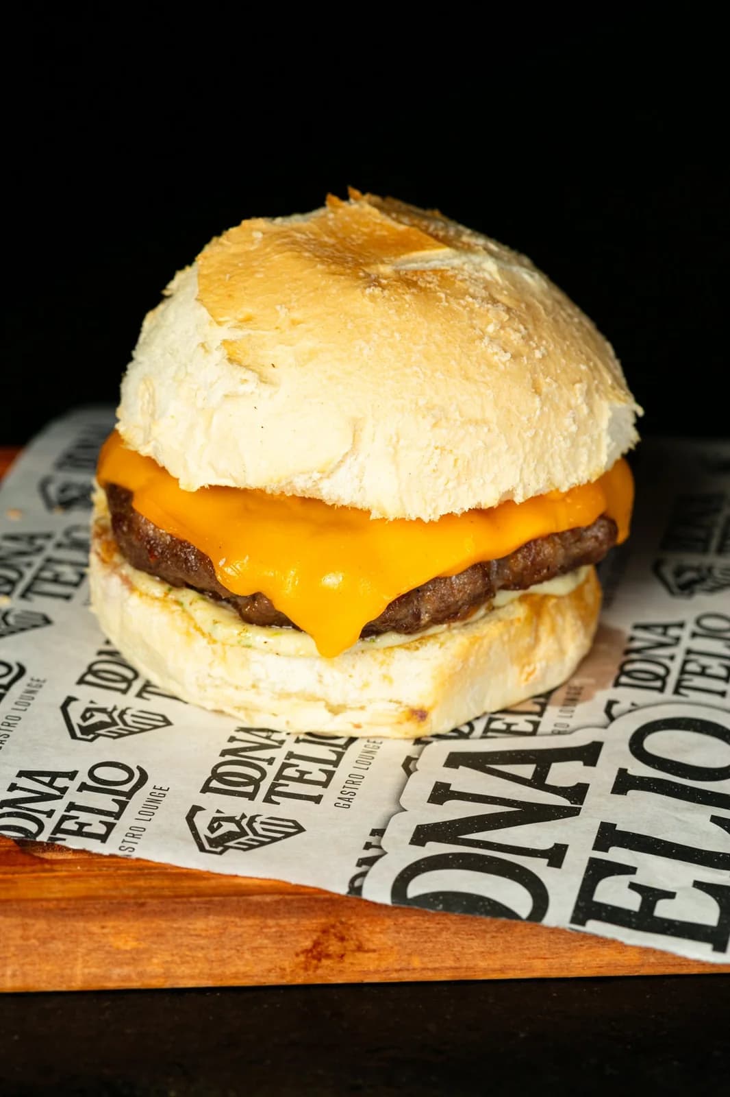 CARNE E QUEIJO